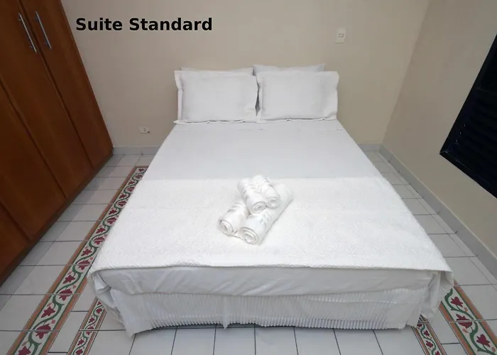 Suites Natalia EnseadaHotel Guaruja